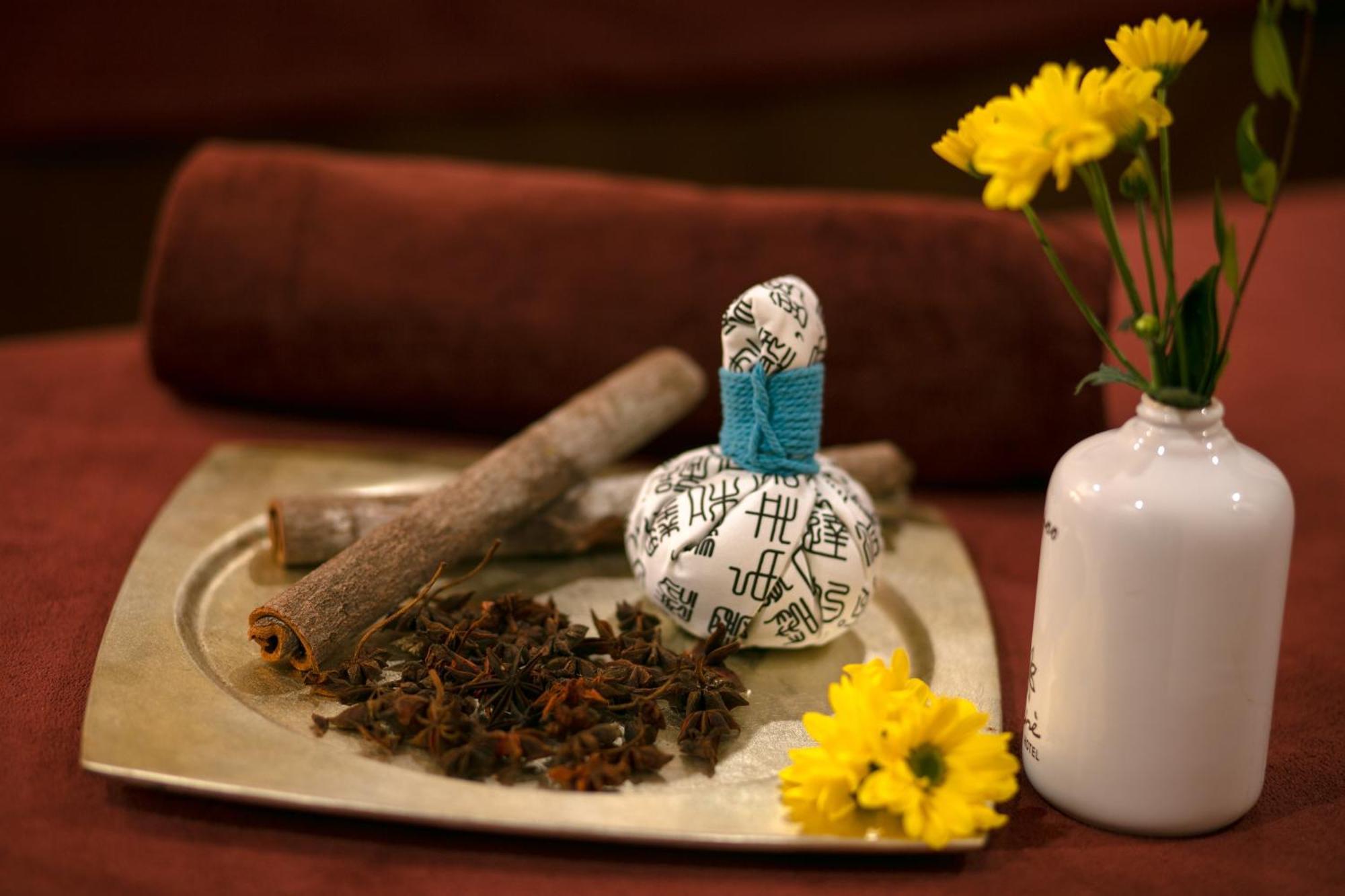 Anise Hotel & Spa Hanoï Extérieur photo